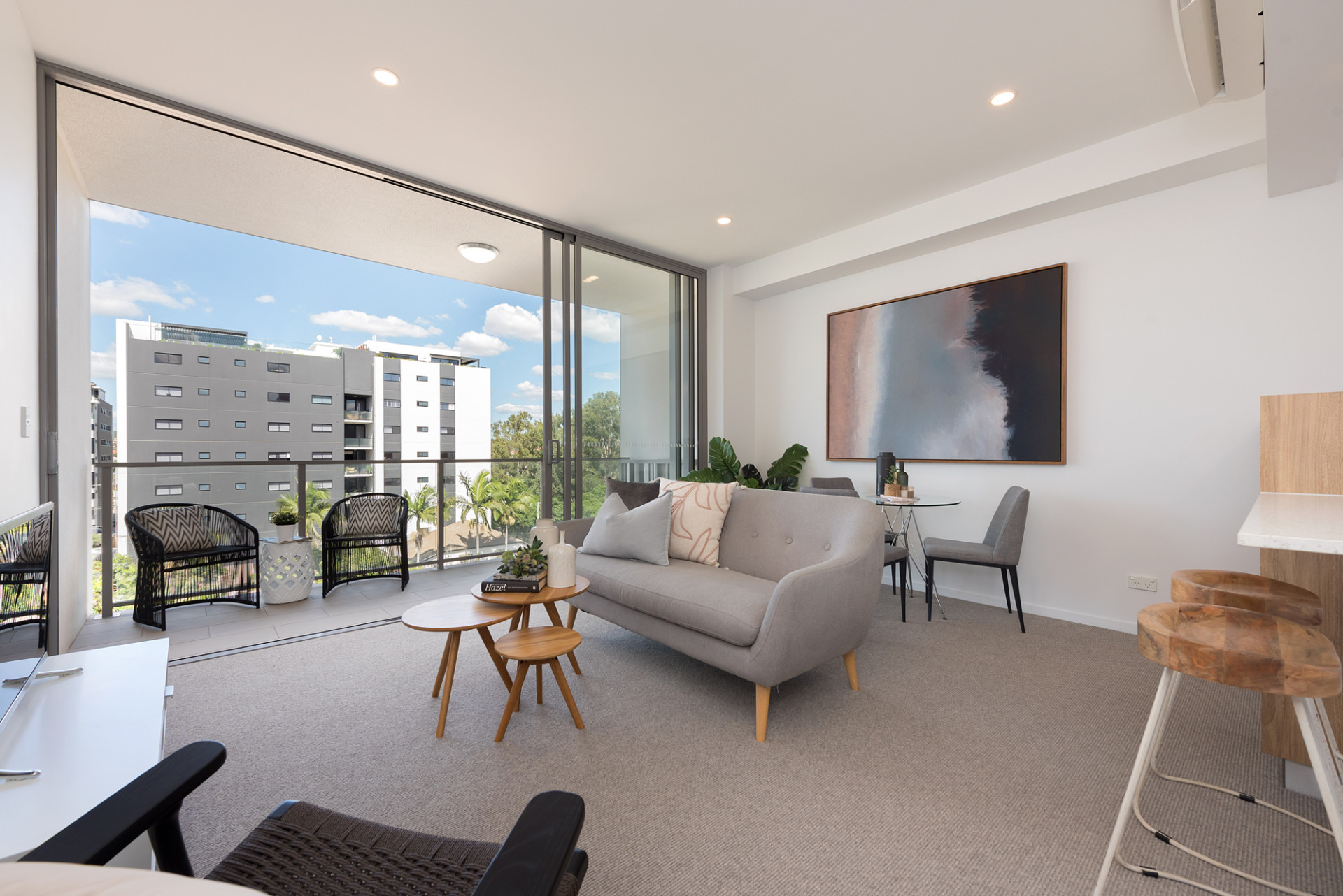 Apartment 609 Lincoln on the Park - Living 3