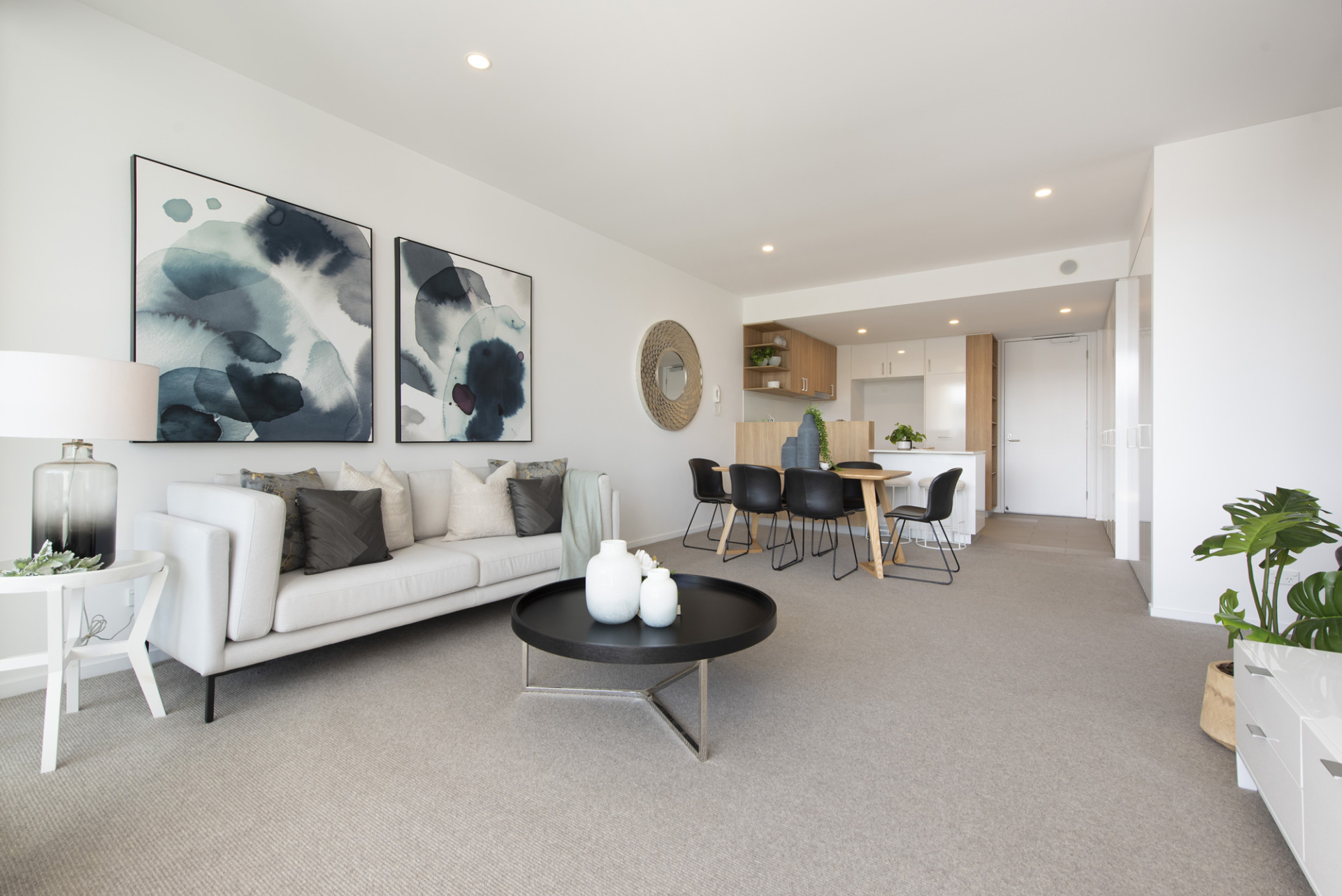 Unit 506 Lincoln on the Park - Living