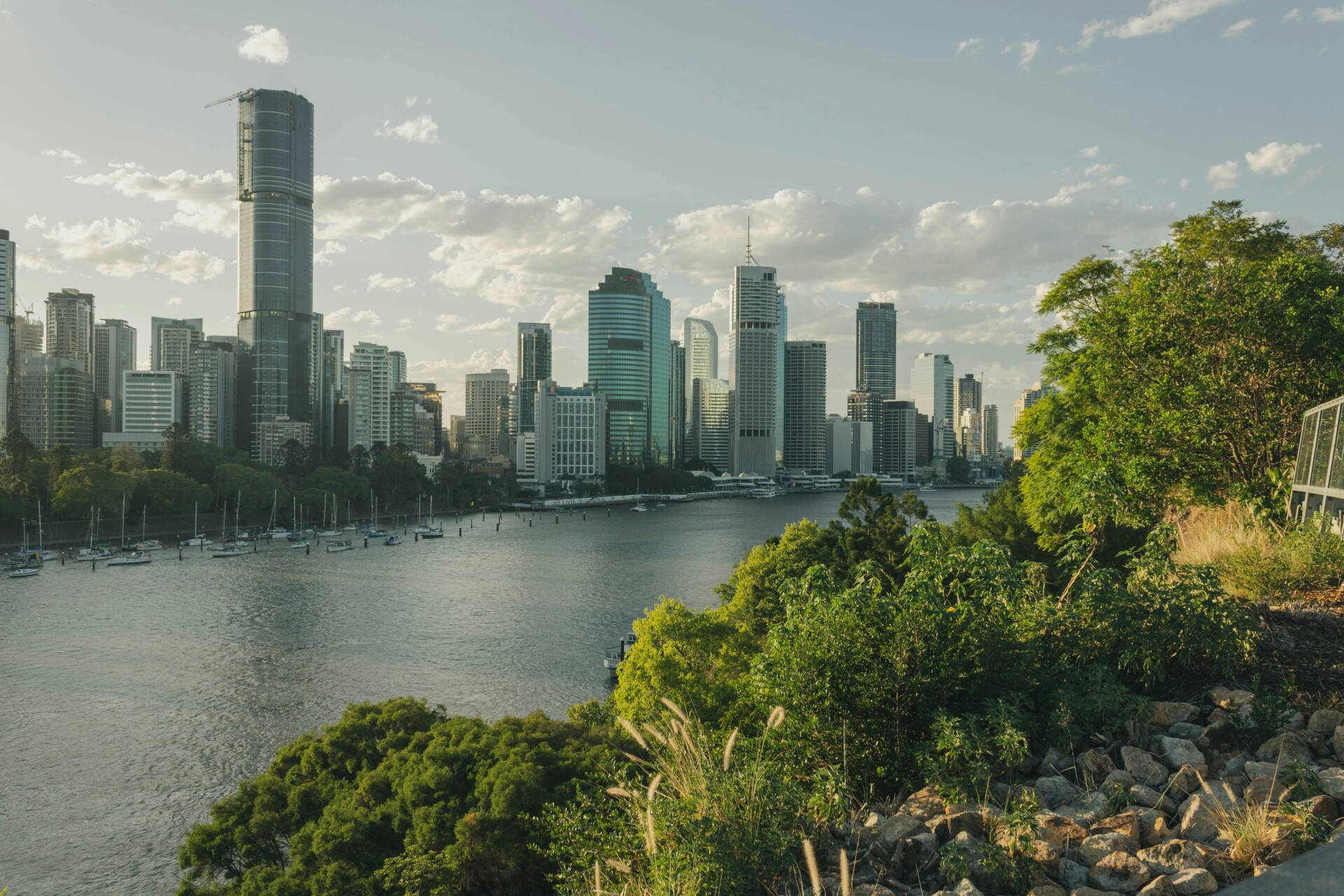 What are the predicted house prices for 2025 and 2025 in Australia